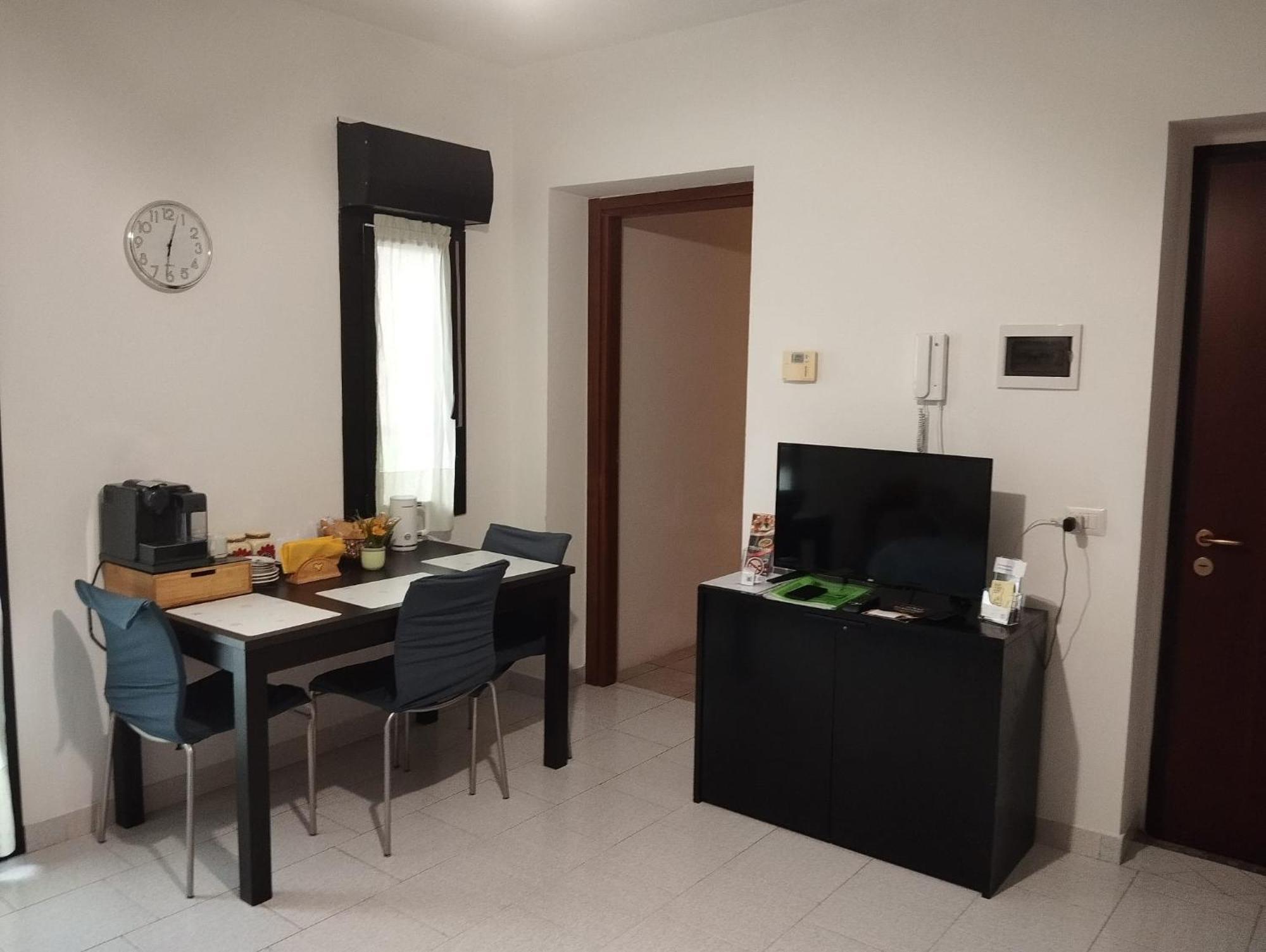 Mati Malpensa Con Navetta 20Eur Apartman Lonate Pozzolo Kültér fotó